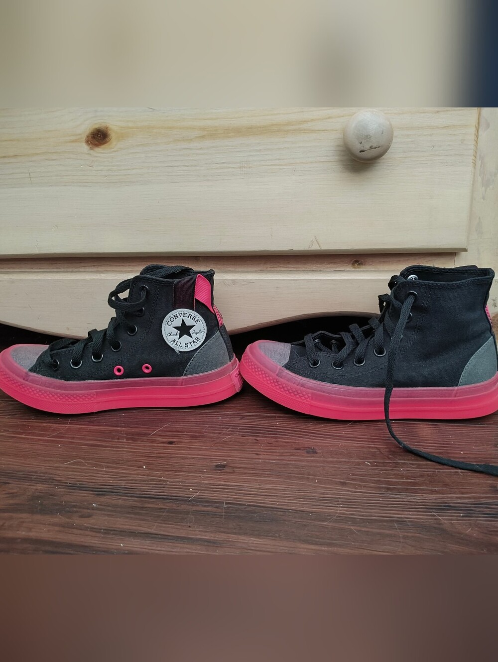 Converse All Star CX High Tops - Black And Neon Pink